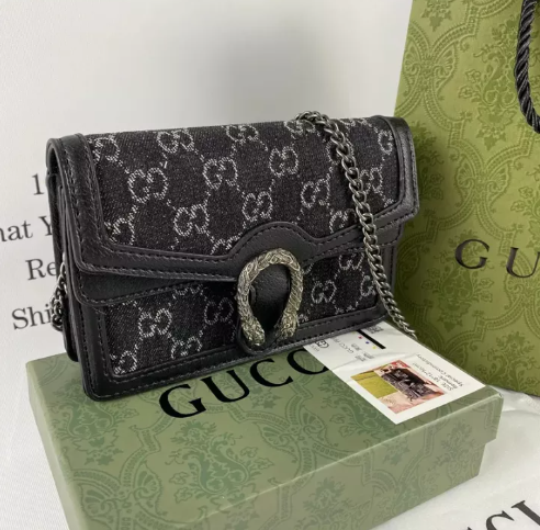 Sling Beg For Women On Sale Black Mini Crossbody Shoulder Pack With Box