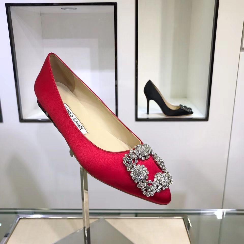 Manolo Blahnikˉ flat bottom women's summer new pointed toe satin wedding shoes shallow mouth comfortable scoop shoes all-match square buckle rhinestone flat heel