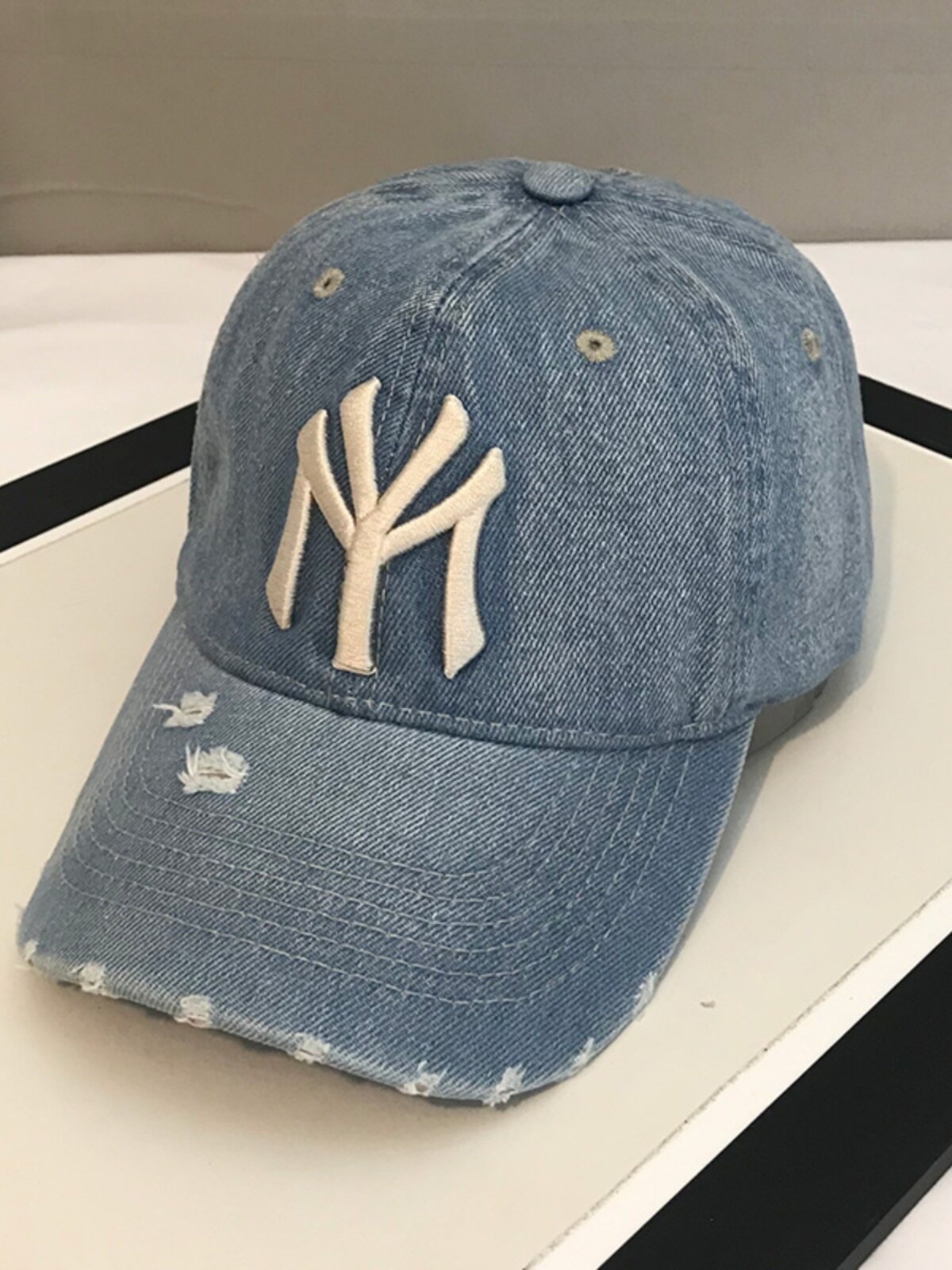 MLBˉ Official KJ HM MLB hats for men and women fashion embroidery hole in spring and summer in baseball cap letters cowboy cap