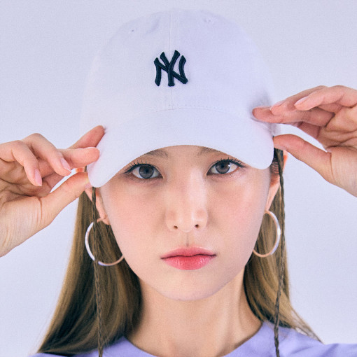Rookie Unstructured Ball Cap NY (Off White)